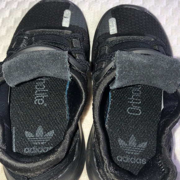Toddler adidas - Picture 4 of 5